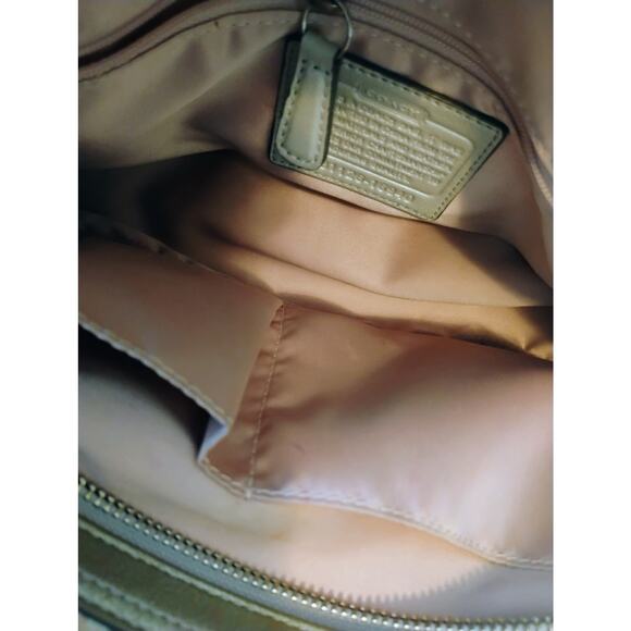 Coach Kristin Op Art i-Cat Handbag Shoulder Bag Clean - Picture 2 of 12